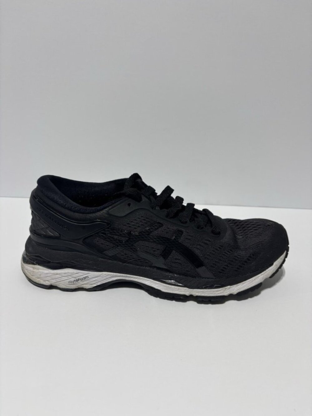 Asics Women’s Gel-Kayano 24 Black Running Shoes, Size 7.5 M